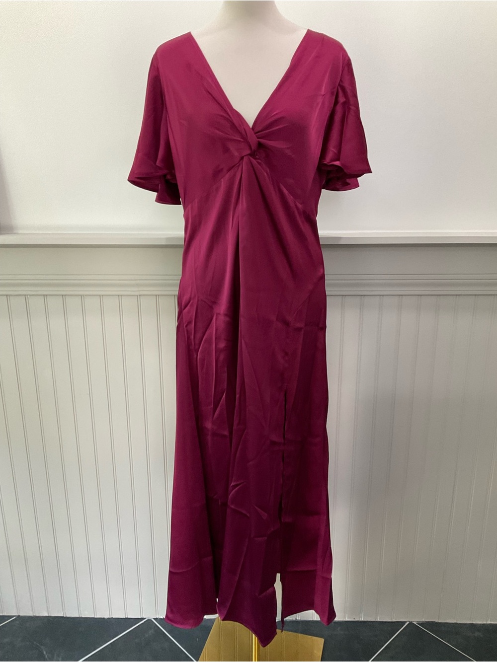 Petal & Pup Hathaway Satin Maxi Dress Berry Pink Flutter Sleeve NWT Large